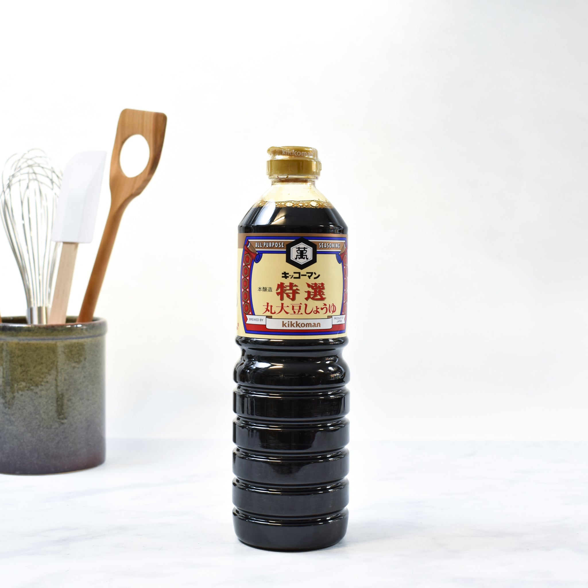 Kikkoman Traditionally Brewed Marudaizu Shoyu Soy Sauce 1l