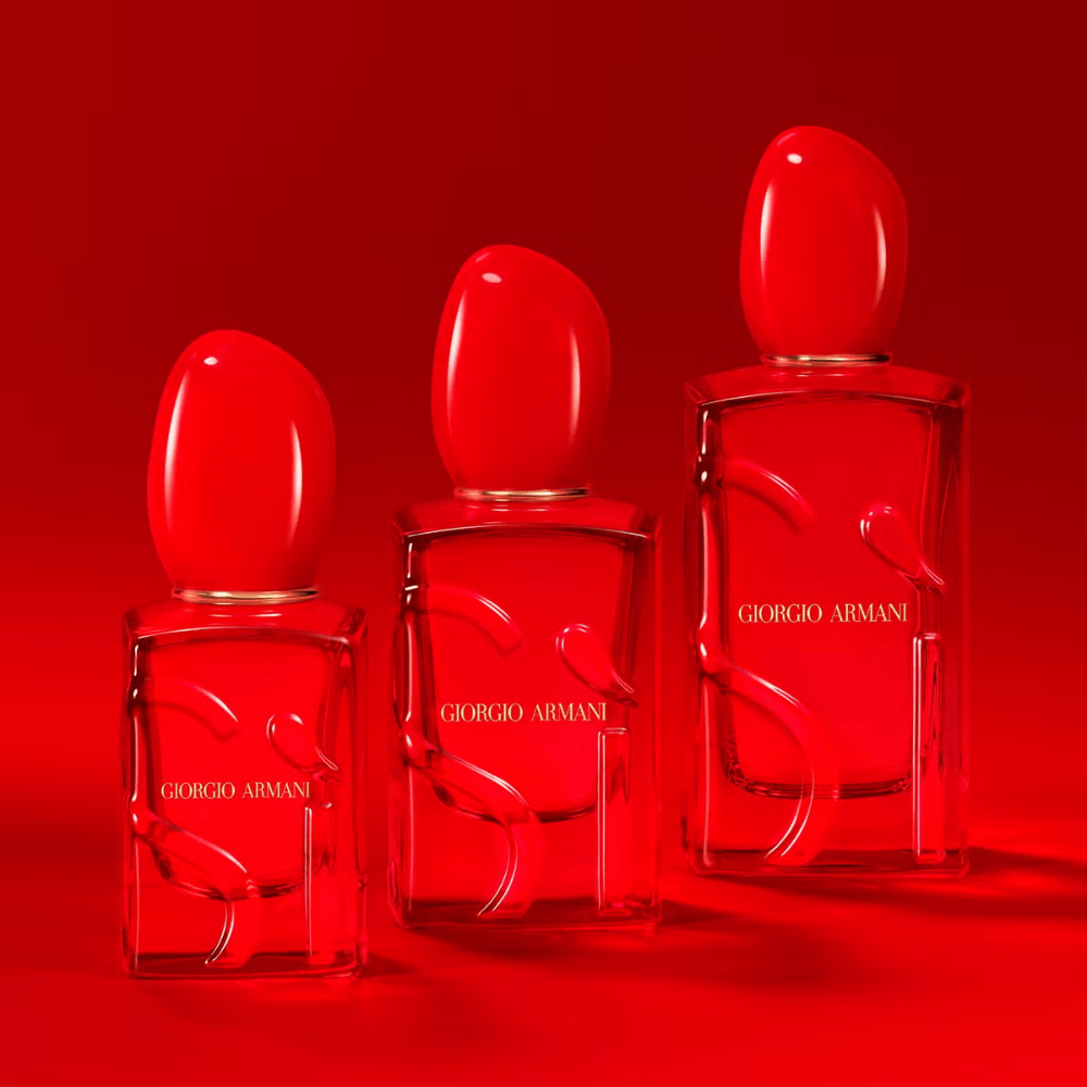 Armani Si Passione Red Musk Eau de Parfum Women's Perfume Spray (30ml, 50ml, 100ml)