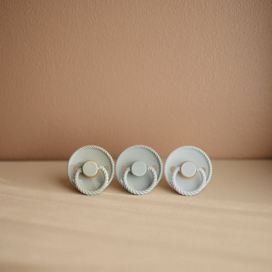 FRIGG Rope Natural Rubber Latex Pacifiers