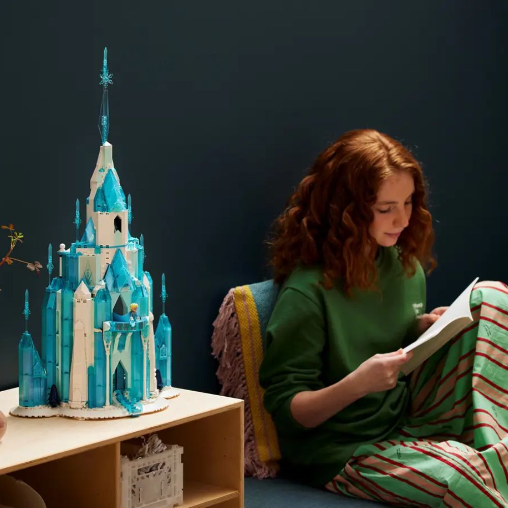 LEGO Disney Frozen The Ice Castle (43197)