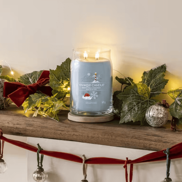 Yankee Candle North Pole Hideaway Signature Large Jar Candle